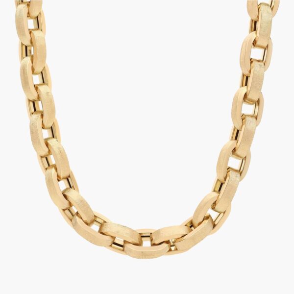 18.5" Textured Oval Link Necklace in 14K Yellow Gold - Image 3